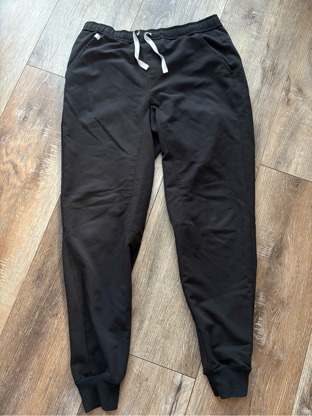 Figs Black women’s Joggers medical scrubs Drawstring small